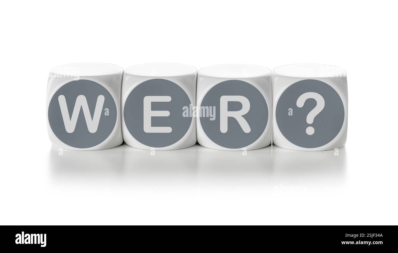 Cubes de lettres sur un fond blanc - qui Banque D'Images