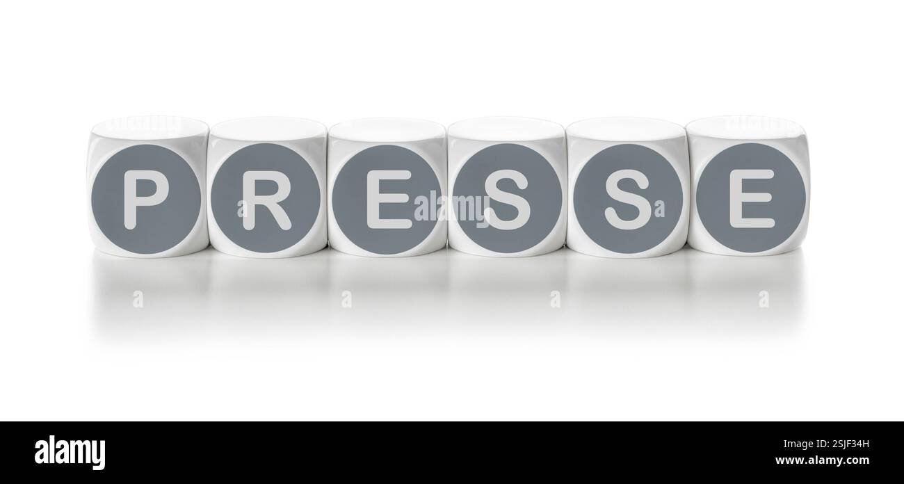 Cubes de lettres sur fond blanc - appuyez sur Banque D'Images