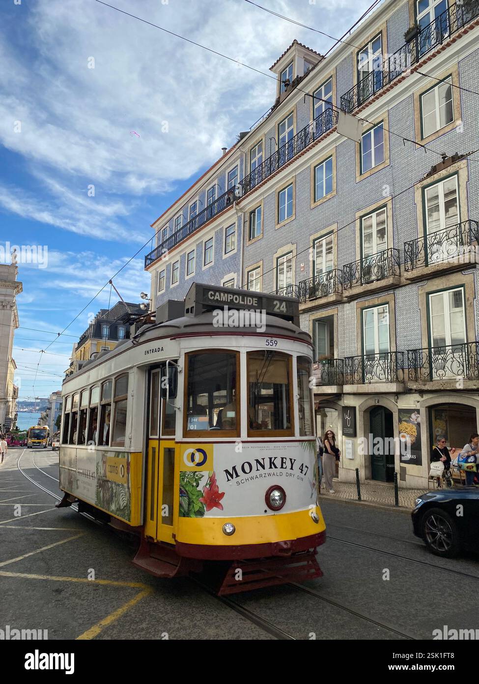 Transport à travers le monde - Image de stock capturée avec un smartphone