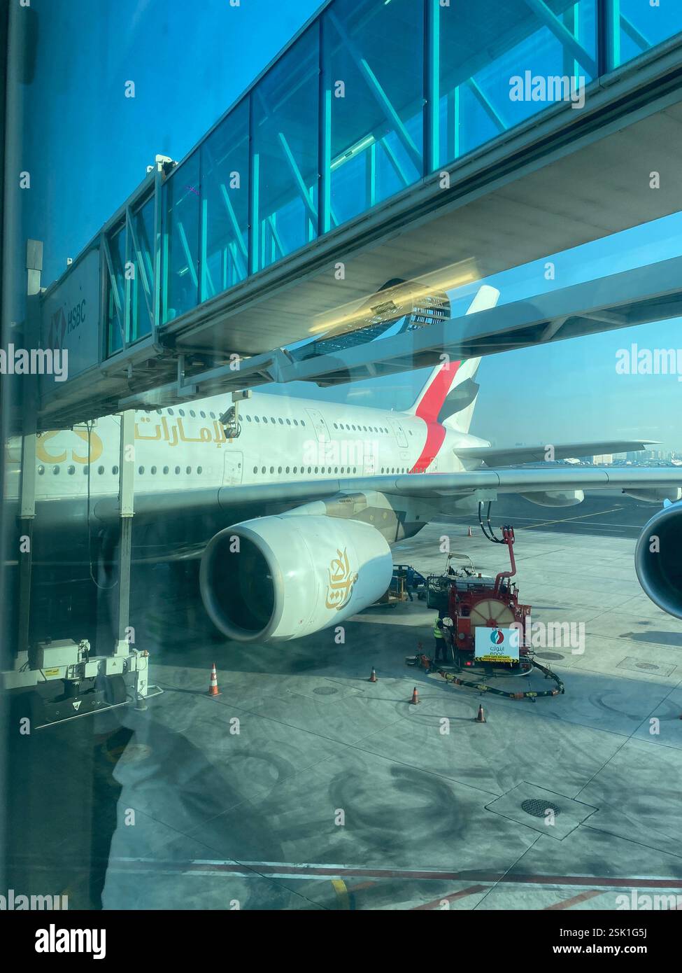 Transport à travers le monde - Image de stock capturée avec un smartphone