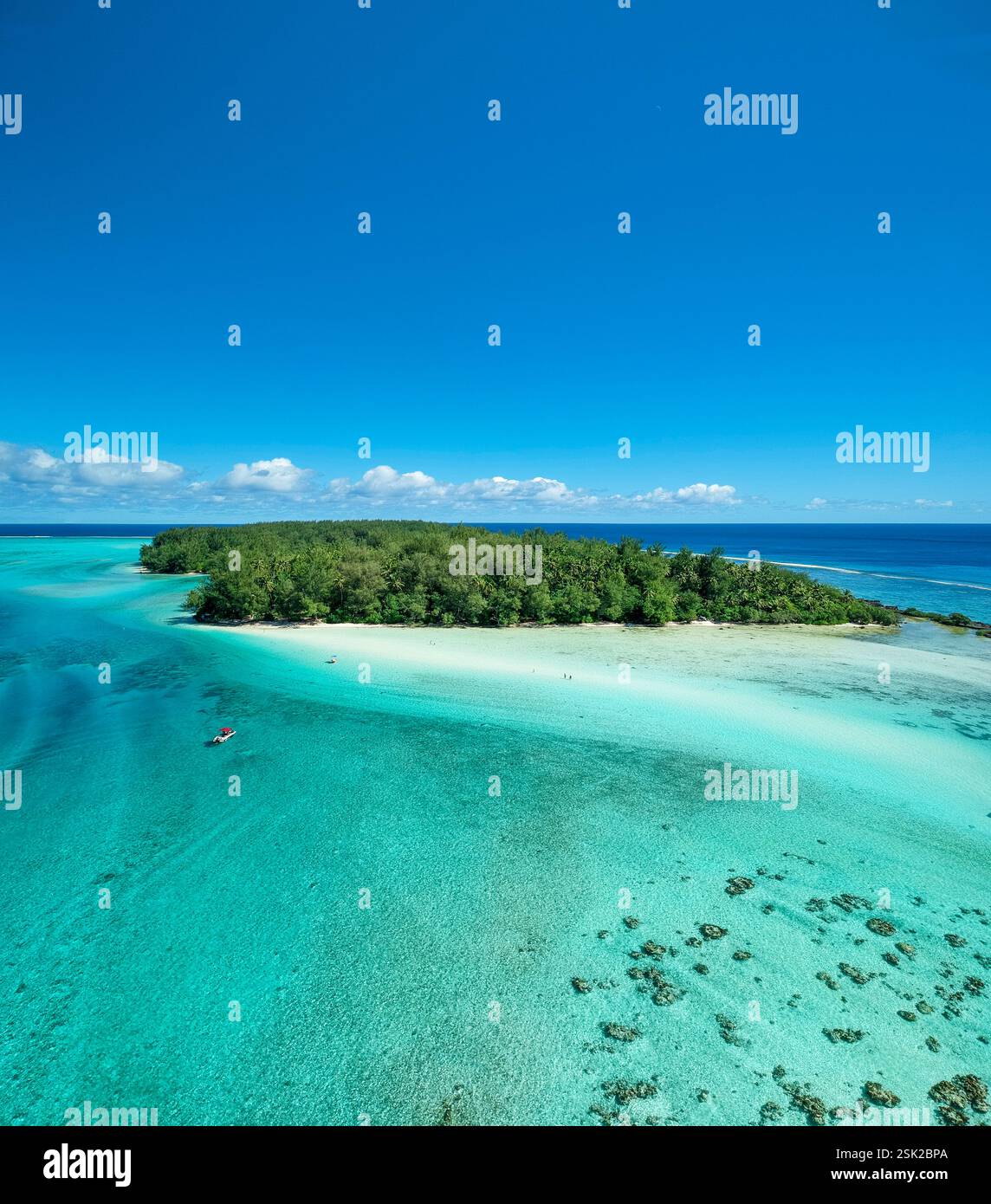 Belles eaux bleues de Moorea Banque D'Images
