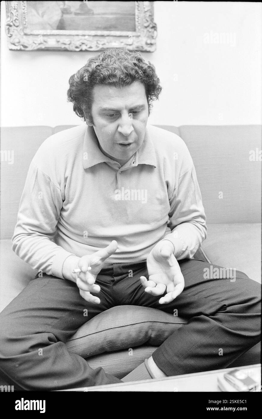 --- Mikis Theodorakis, CA. 1968#Mikis Theodorakis, CA. 1968- RDB PAR DUKAS Banque D'Images