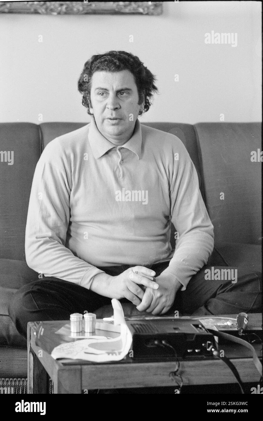 --- Mikis Theodorakis, CA. 1968#Mikis Theodorakis, CA. 1968- RDB PAR DUKAS Banque D'Images