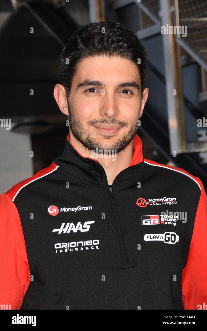 New York, NY, États-Unis. 11 février 2025. Esteban Ocon photographiés en tant que pilotes de F1 MoneyGram Haas, Ollie Bearman et Esteban Ocon visitent l'Empire State Building lors de leur visite à New York le 11 février 2025. Crédit : Mpi099/Media Punch/Alamy Live News Banque D'Images