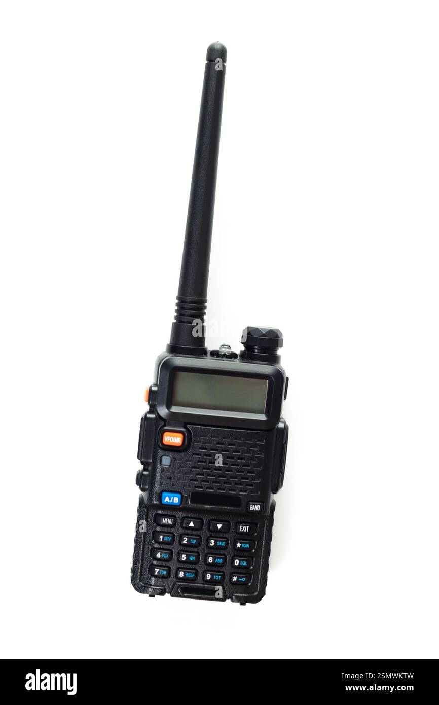 Radio professionnelle portable avec antenne étendue pour les communications extérieures dans les zones éloignées pendant les déplacements de jour Banque D'Images