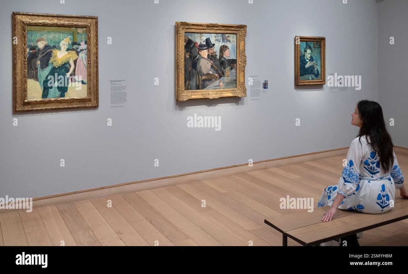 The Courtauld Gallery, Somerset House, Londres, Royaume-Uni. 13 février 2025. Goya à l'impressionnisme : chefs-d'œuvre de la collection Oskar Reinhart. Image (de gauche à droite) : Henri de Toulouse-Lautrec, le Clown Cha-U-Kao ; Edouard Manet, au Café ; Pablo Picasso, portrait de Mateu Fernández de Soto, 1901. L’une des premières œuvres de Picasso de sa « période bleue ». Confédération suisse, Office fédéral de la culture, Oskar Reinhart Collection «Am Römerholz», Winterthur. Crédit : Malcolm Park/Alamy Live News Banque D'Images