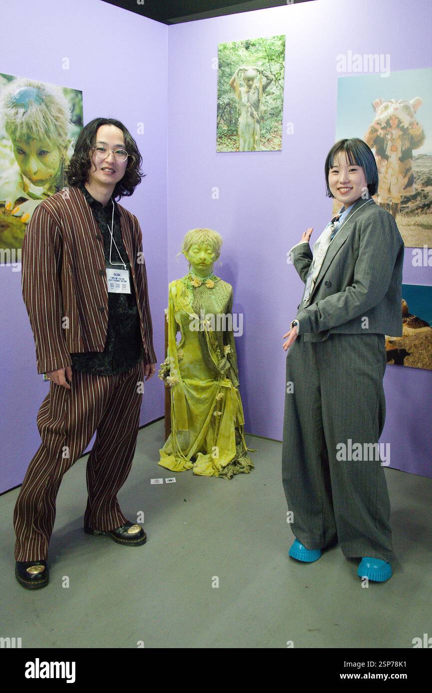 2025/02/14, Tokyo, NEW ENERGY est un festival de création de plus de 400 groupes et objets merveilleux, des choses et des personnes du Japon et du monde entier. En plus des expositions spéciales de créateurs uniques, il y aura une grande variété de contenus tels que shopping, talk-shows et spectacles artistiques. En tant que plate-forme de rencontres diverses, l'événement a attiré l'attention de nombreuses personnes de tous âges et de tous genres. Cette nouvelle énergie a lieu le 2025/02/14-16. Crédit : Michael Steinebach/AFLO/Alamy Live News Banque D'Images