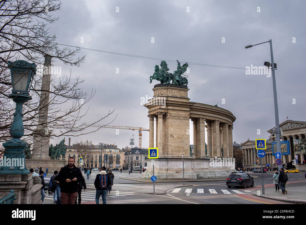 Budapest, Hongrie - février 2,2025 : place des héros (Hosok tere) Banque D'Images