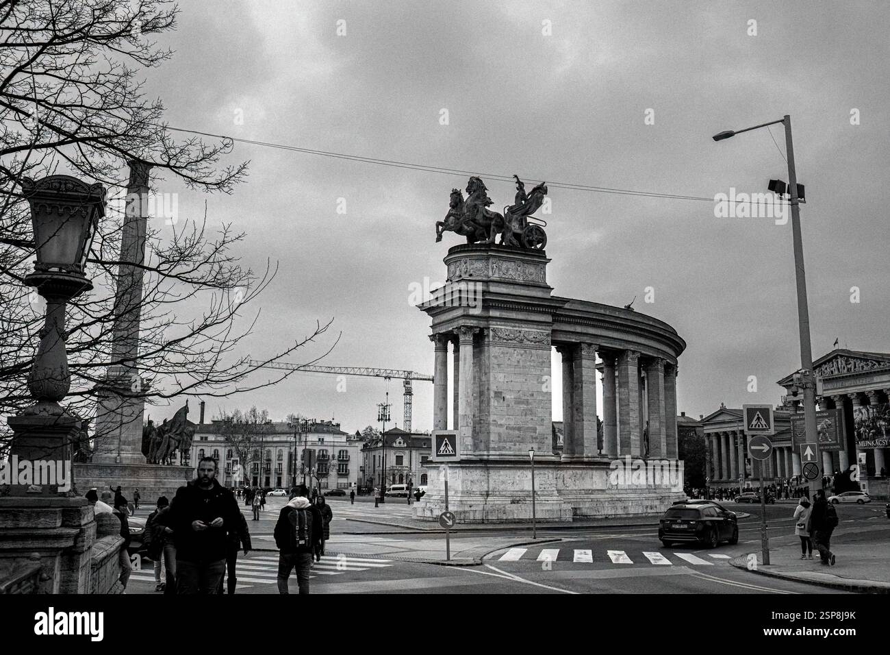 Budapest, Hongrie - février 2,2025 : place des héros (Hosok tere) Banque D'Images
