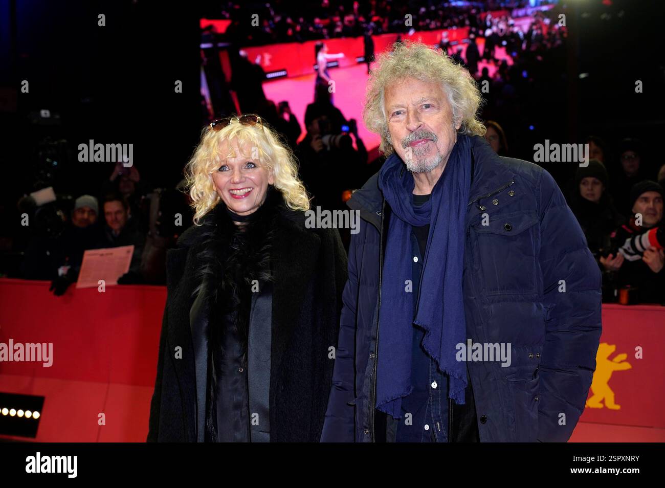 Wolfgang Niedecken mit Ehefrau Tina Golemiewski BEI der Premiere des Kinofilms 'Like A Complete Unknown' auf der Berlinale 2025 / 75. Internationale Filmfestspiele Berlin im Berlinale Palast. Berlin, 14.02.2025 Banque D'Images