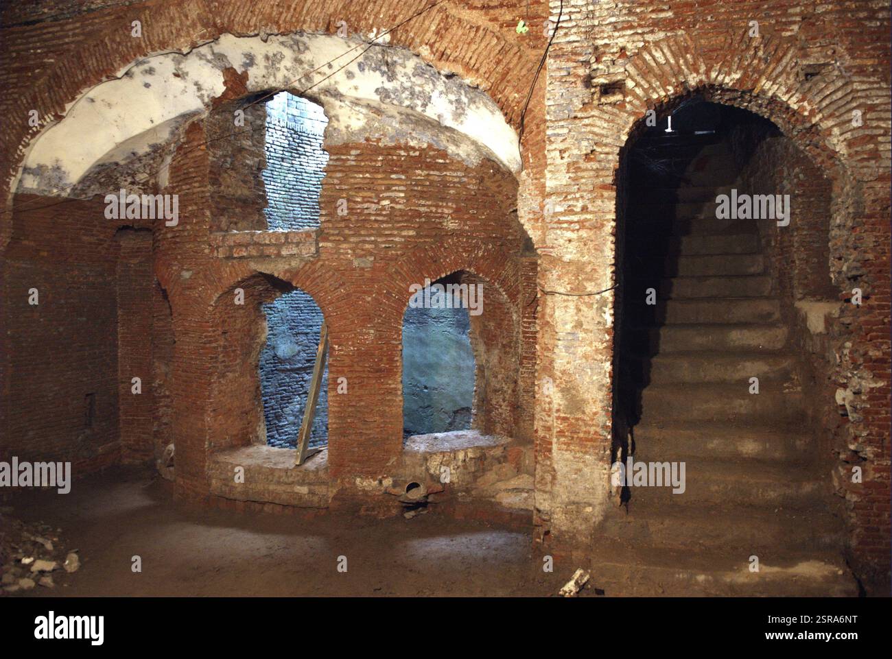 Vue intérieure du manoir bunga Ramgarhia du XVIIIe siècle survivant situé à Sri Harmandir Sahib ou complexe du temple d'or, Amritsar, Punjab, Inde, Banque D'Images