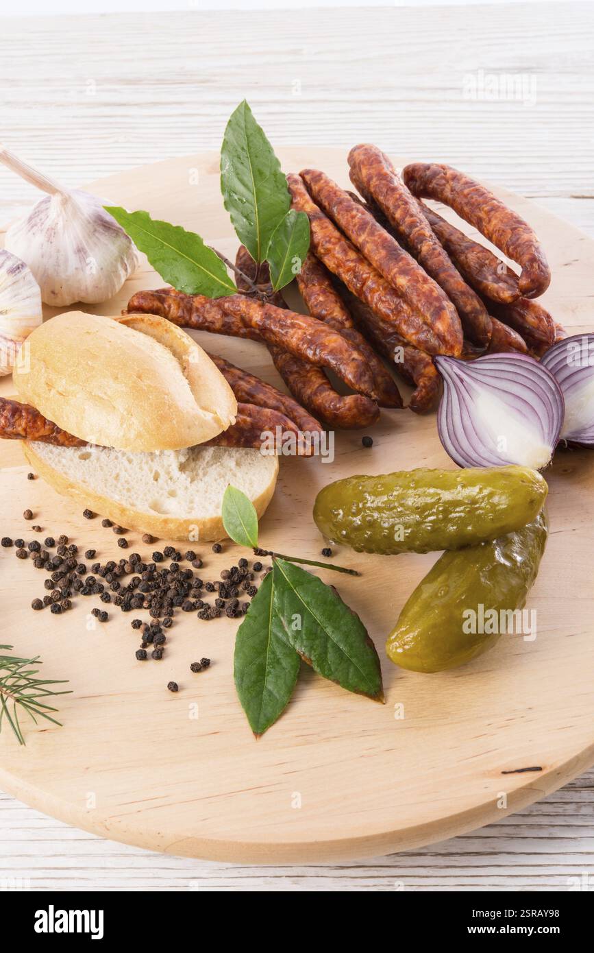 Frankfurterki World à de petites saucisses minces connues et aimées Banque D'Images