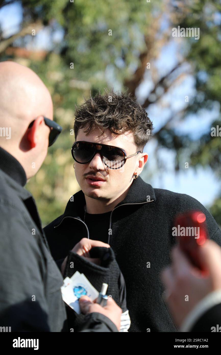 Concert de musique - VILLA NOBEL -SANREMO 2025 - GLI OSPITI DEL 13/02 OLLY invités de Villa Nobel à Sanremo pendant VILLA NOBEL -SANREMO 2025 - GLI OSPITI DEL 13/02, concert de musique à SANREMO, Italie, 13 février 2025 SANREMO SANREMO Italie Copyright : xRenataxRoattinox/xLiveMediax LPM_1731923 Banque D'Images