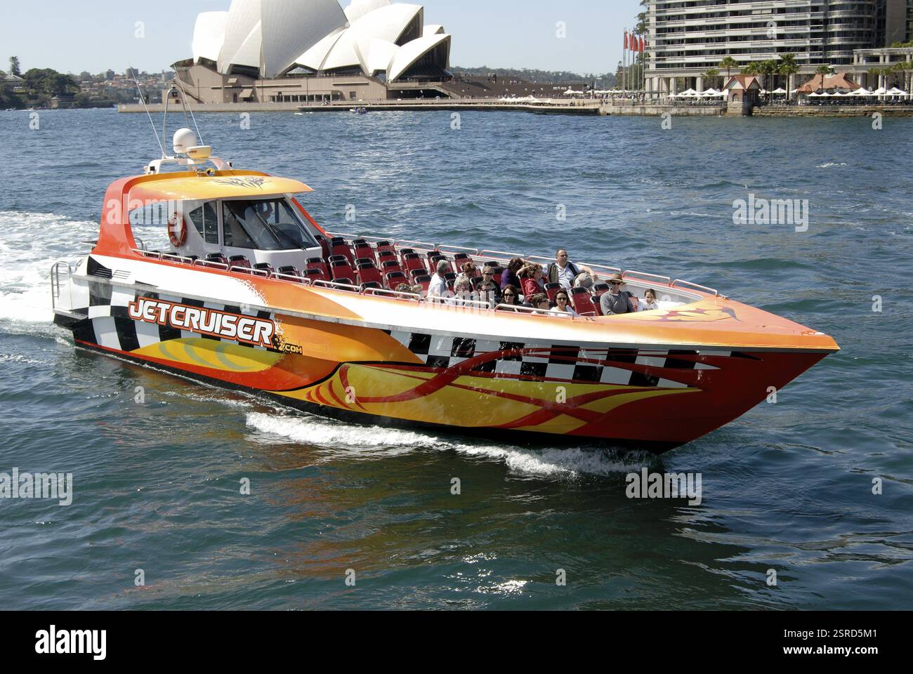 Bateau rapide dans le port de Sydney, Sydney, Australie, Océanie Banque D'Images