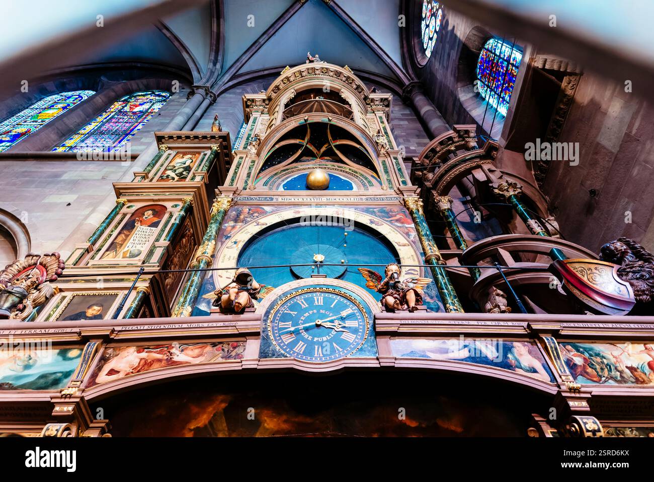 Horloge astronomique Strasbourg. Cathédrale de Strasbourg ou cathédrale notre-Dame de Strasbourg, également connue sous le nom de Strasbourg Minster. Strasbourg, Bas-Rhin Banque D'Images