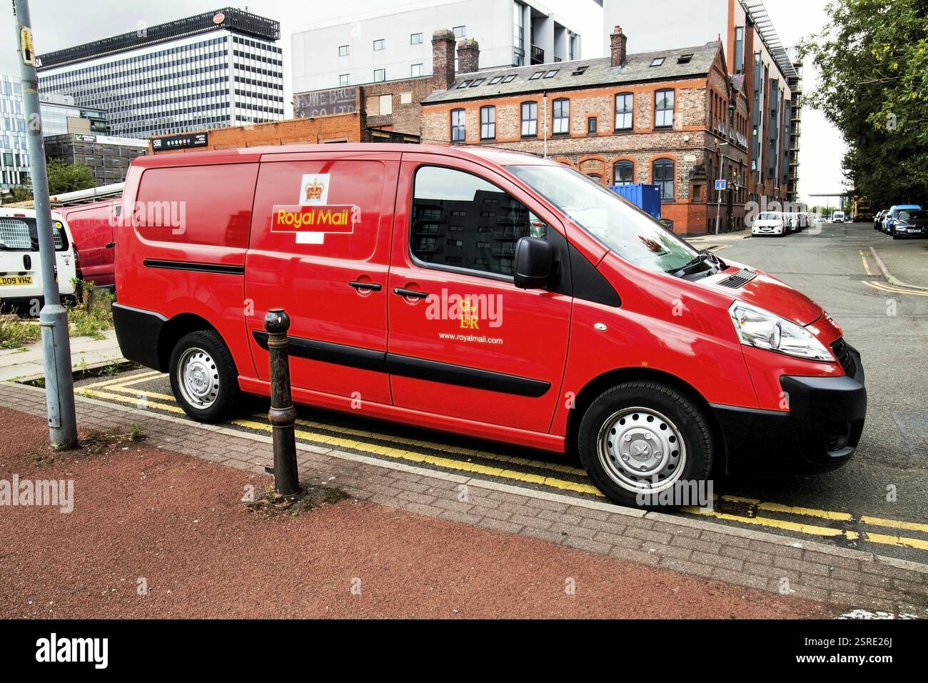 Royal mail postal Red Van, Liverpool, Angleterre, Royaume-Uni, Royaume-Uni, Europe Banque D'Images