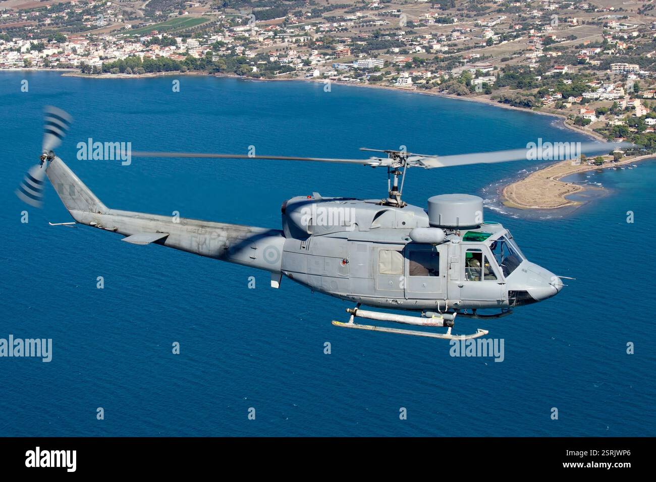Hellenic Navy AB212 : hélicoptère utilitaire multirôle bimoteur, utilisé pour la recherche et le sauvetage, le transport et les opérations navales. Banque D'Images