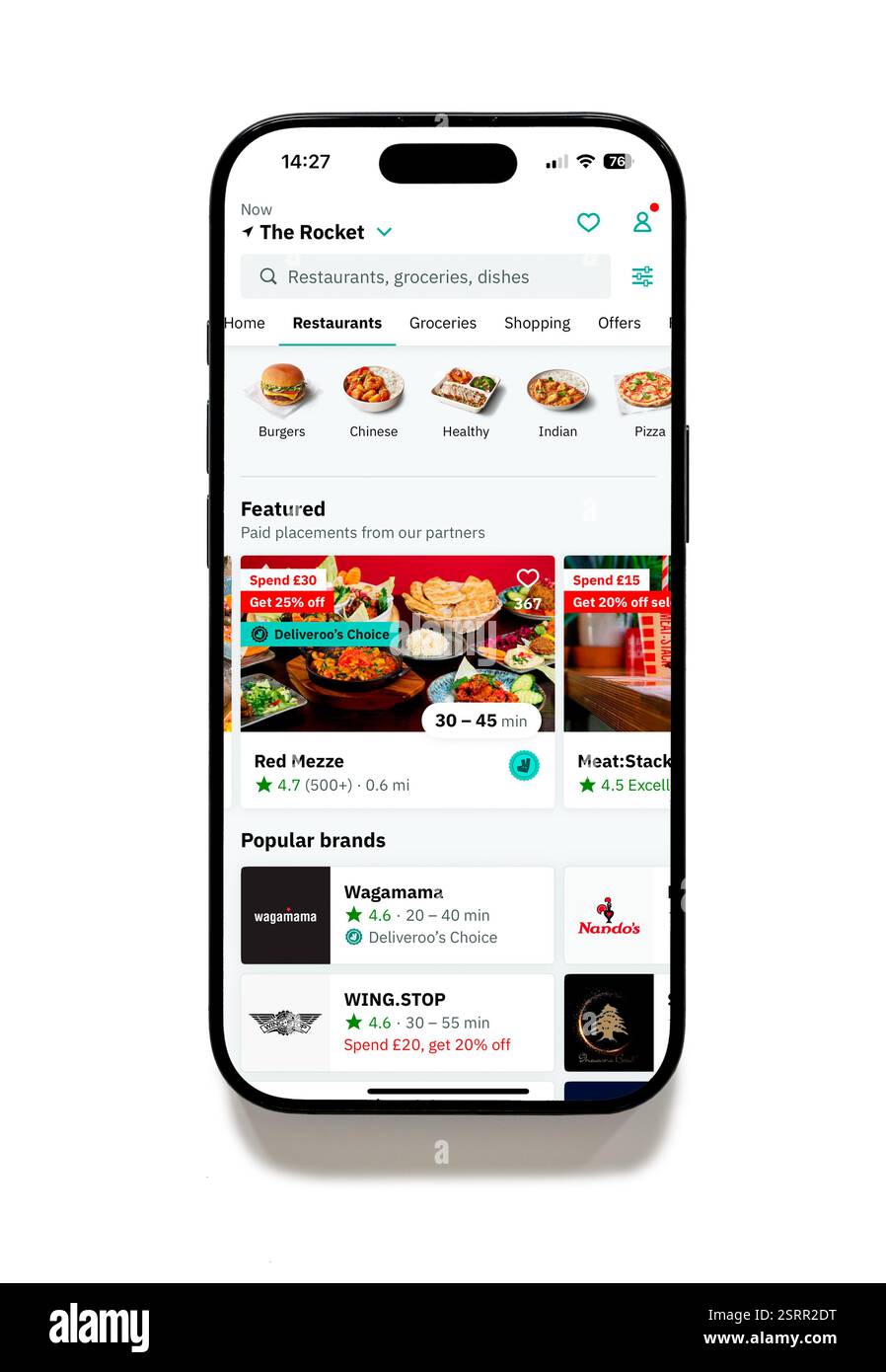 L'application Deliveroo sur un iPhone 16 plus Banque D'Images