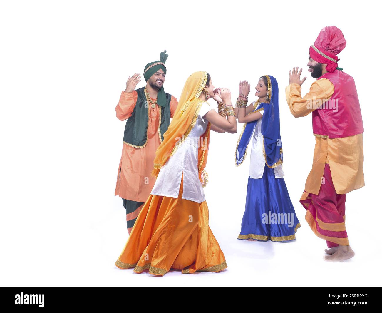 Danseurs interprétant la danse folklorique bhangra MR#779F, 779D, 779E, 779B. Banque D'Images Danseurs interprétant la danse folklorique bhangra MR#779F, 779D, 779E, 779B. Banque D'Images