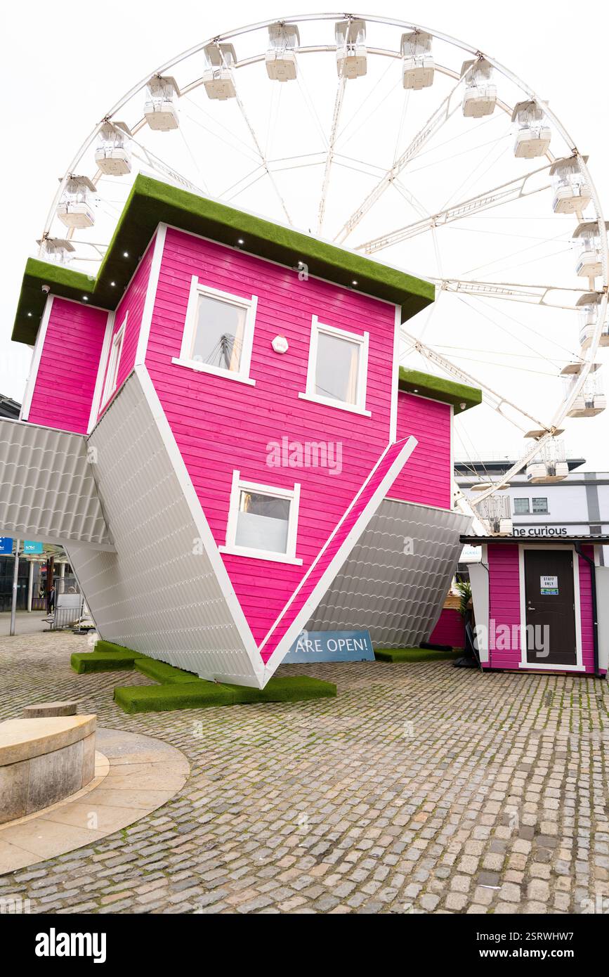 Upside Down House Bristol Royaume-Uni Banque D'Images