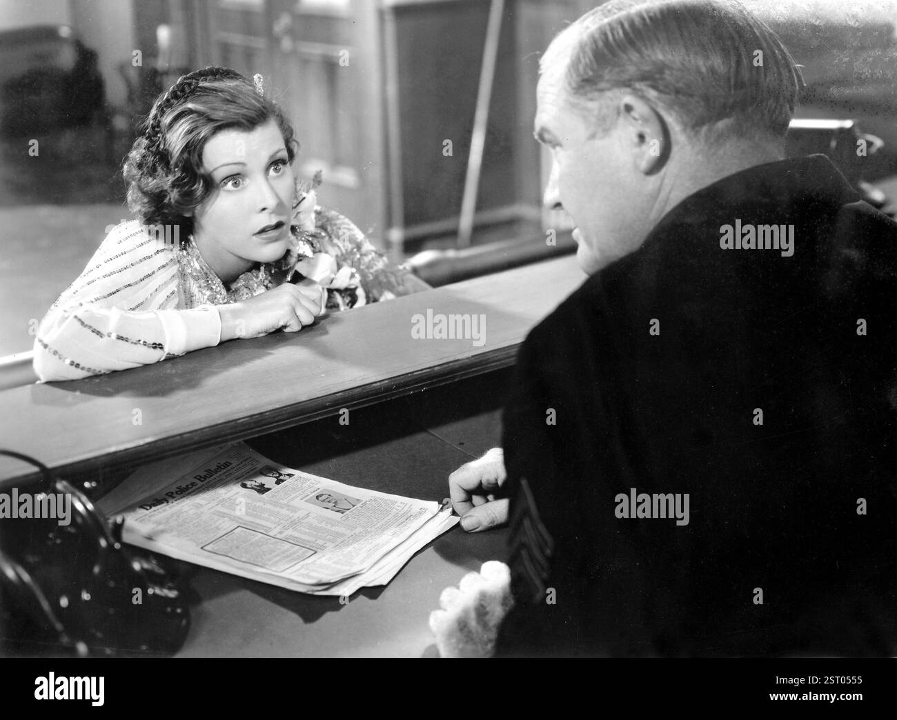 LA TROMPERIE GAY FRANCES DEE LA TROMPERIE GAY date : 1935 Banque D'Images