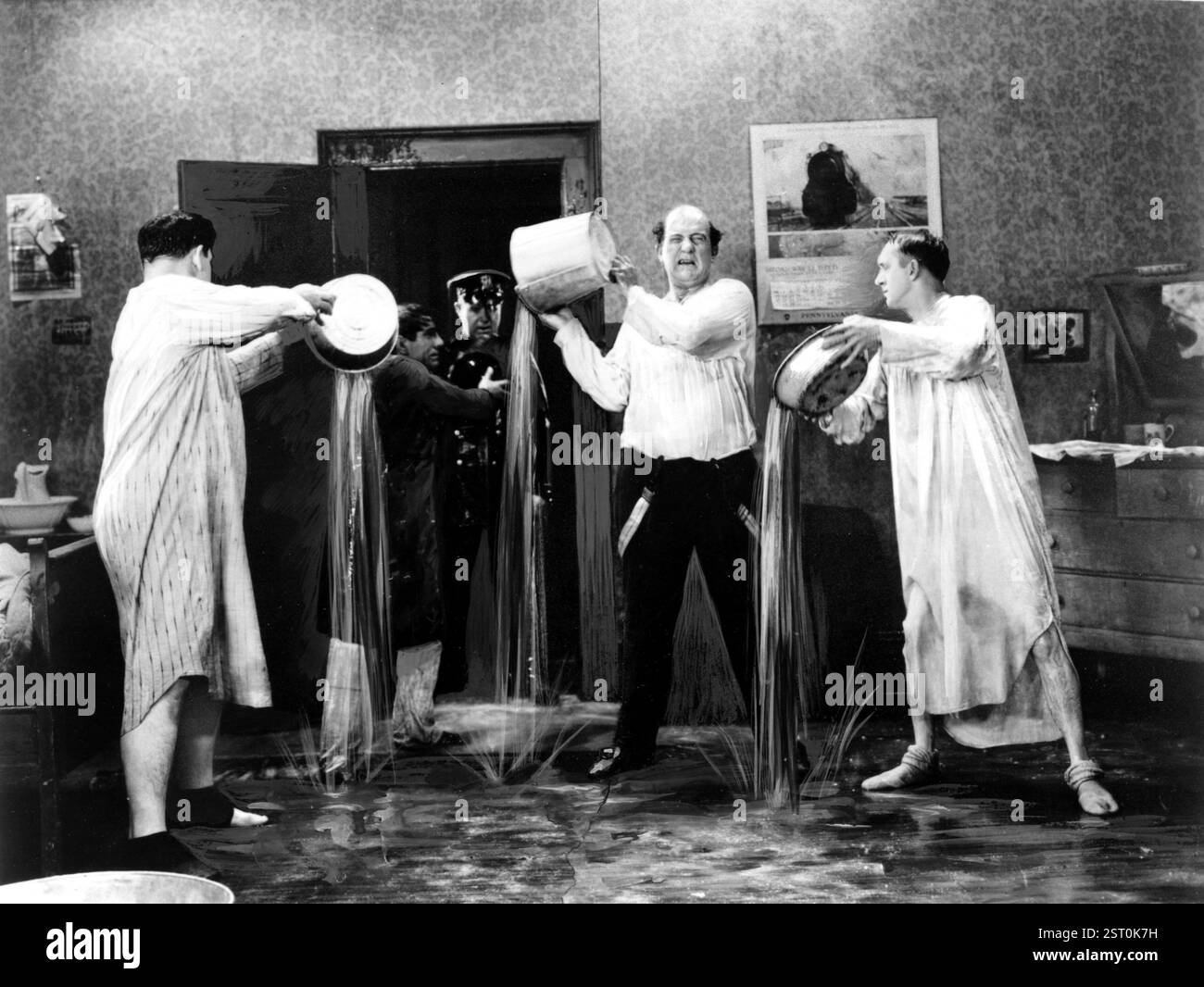 ANGORA LOVE [US 1929] OLIVER HARDY, CHARLIE HALL, HARRY BERNARD, EDGAR KENNEDY, STAN LAUREL date : 1929 Banque D'Images