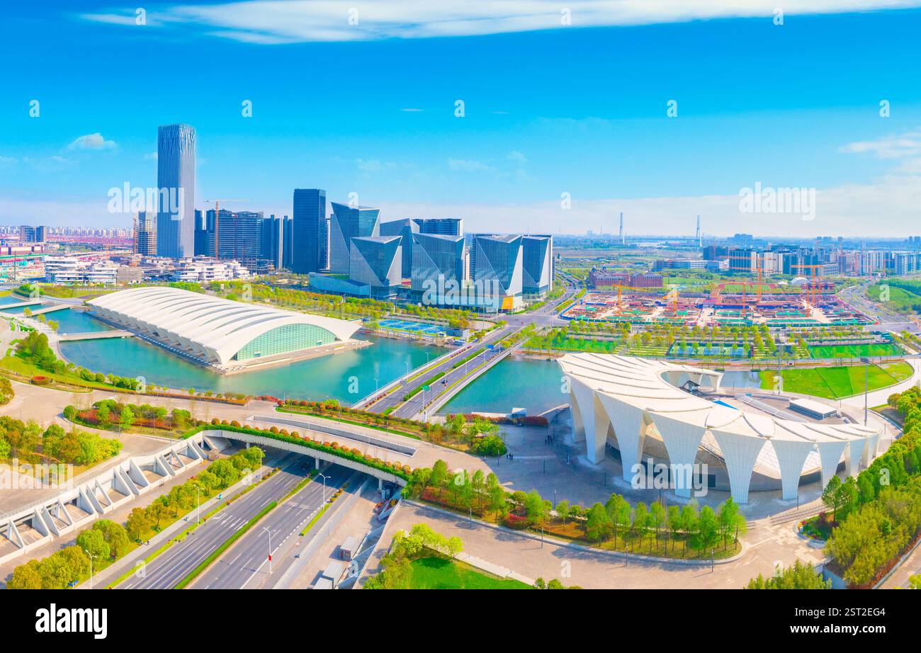 Paysage de ville autour du centre sportif de Dongfang, Pudong New Area, Shanghai, Chine Banque D'Images