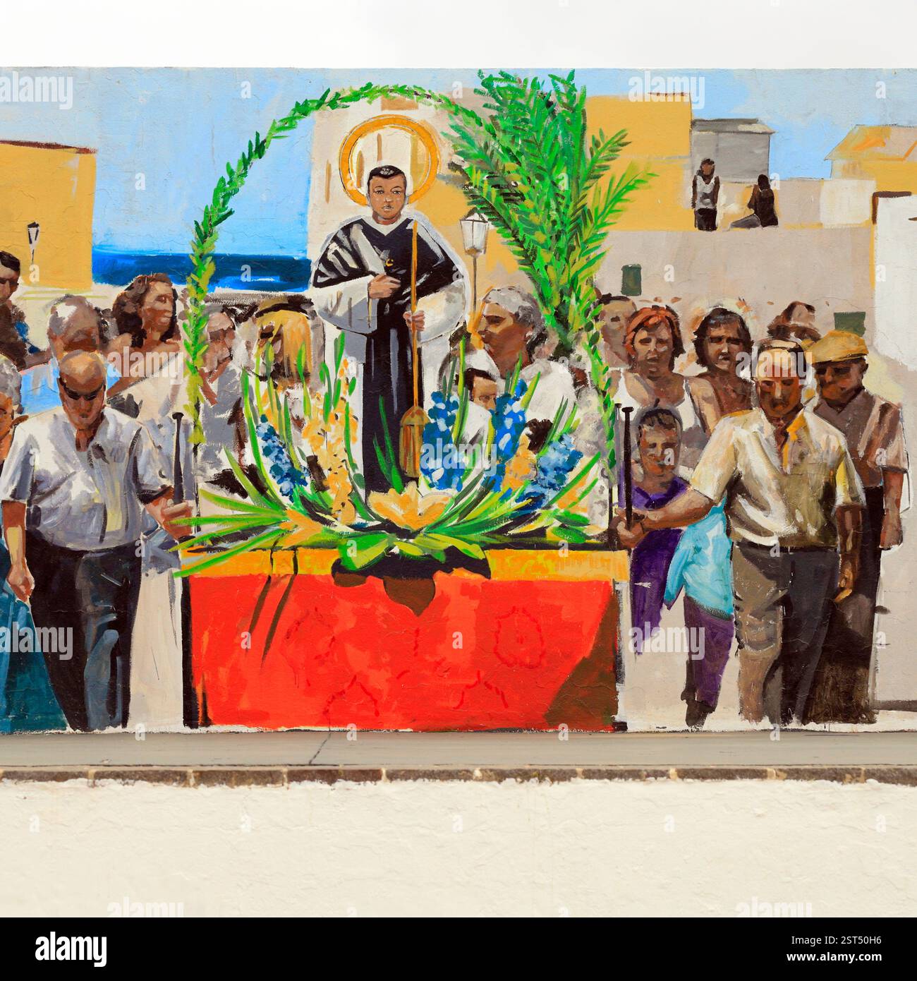 Murale communautaire colorée à l'église Martin de Porres, El Roque, Oliva, Fuerteventura, Îles Canaries, Espagne, UE. Prise hiver 2024 Banque D'Images