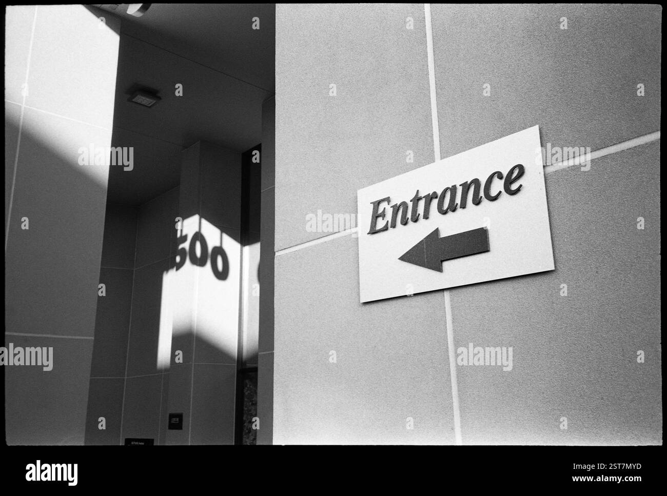 MM00008-11..... WASHINGTON - Entrez à 500 à Bremerton. Appareil photo Olympus X2A avec film Ilford HP5 plus. Banque D'Images