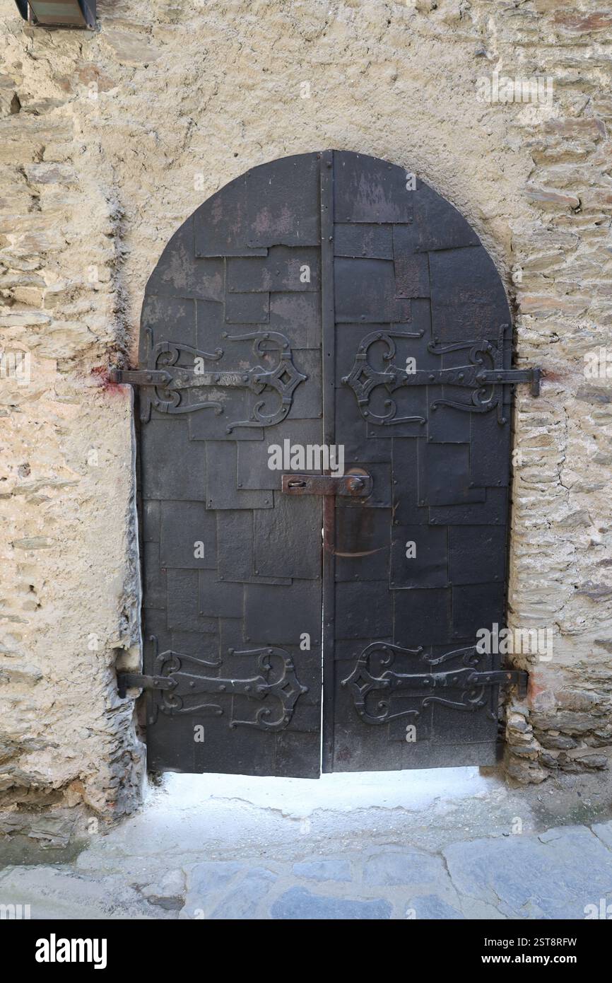 Porte médiévale en métal Banque D'Images