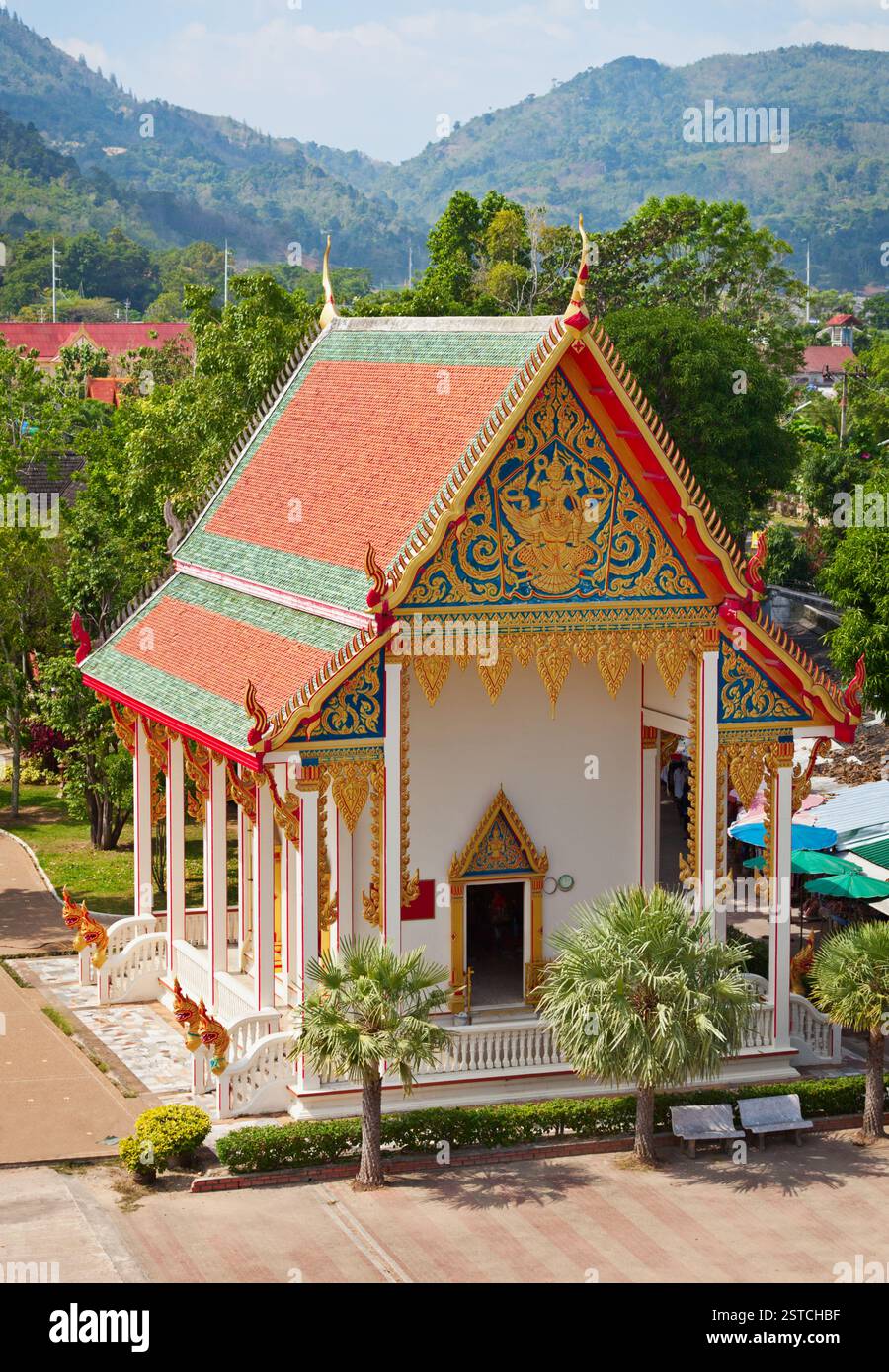 Ancien bâtiment - partie du complexe du temple bouddhiste. Thaïlande. Banque D'Images