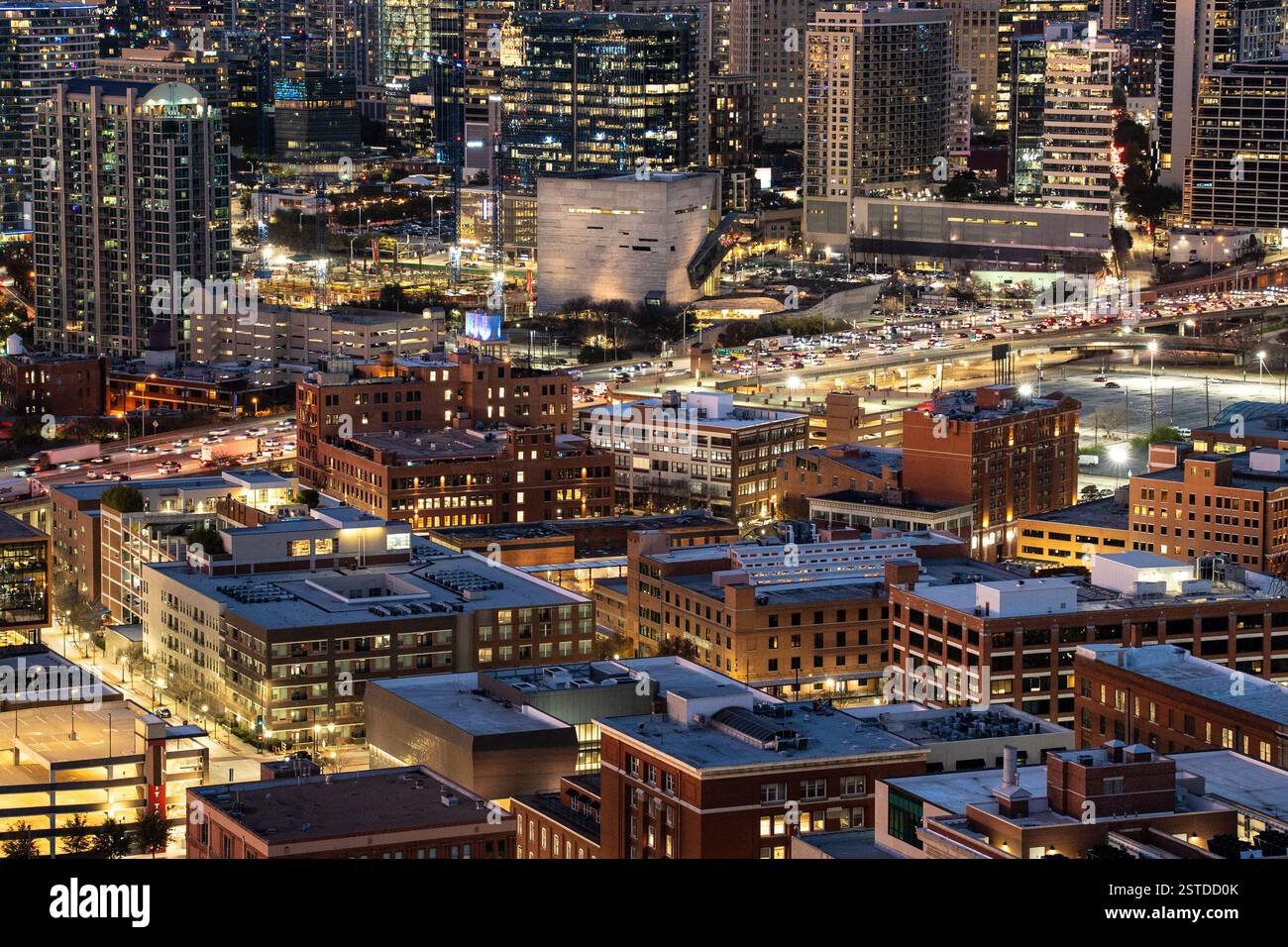 horizon, architecture, dallas, texas, ville, urbain, nuit, lumières, bâtiments, extérieur, lumineux, sombre, vue, gratte-ciel, américain, quartier, soirée, la Banque D'Images