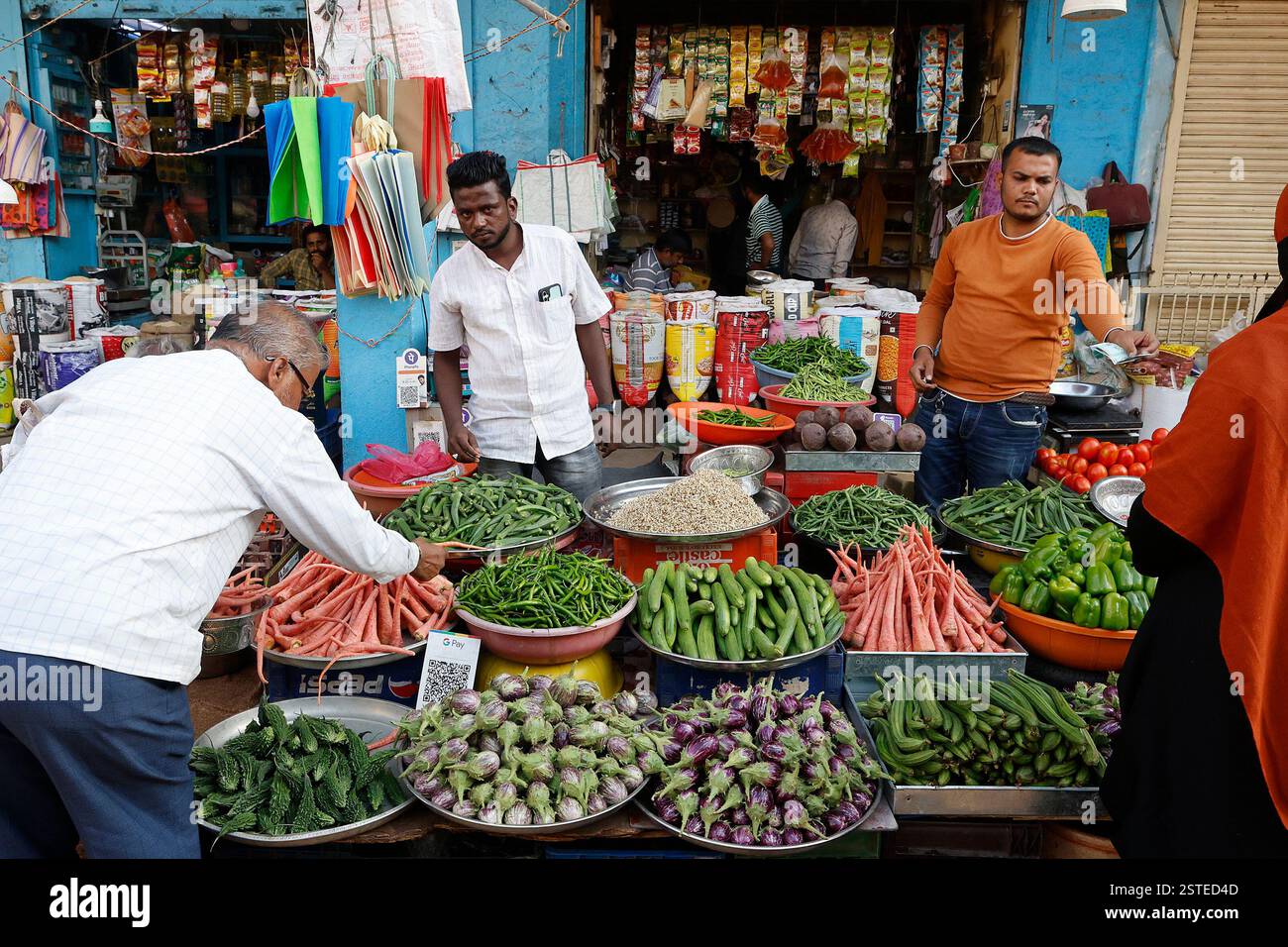 Étal de légumes sur le marché de Viayapura (Bijapur), Karnataka, Inde Banque D'Images