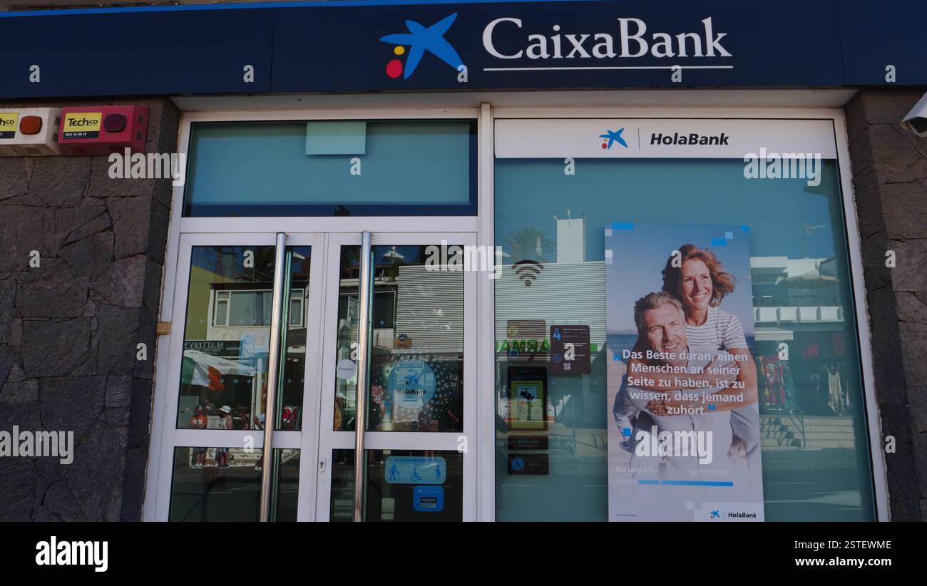 Une succursale de CaixaBank à Puerto del Carmen, Lanzarote. Banque D'Images