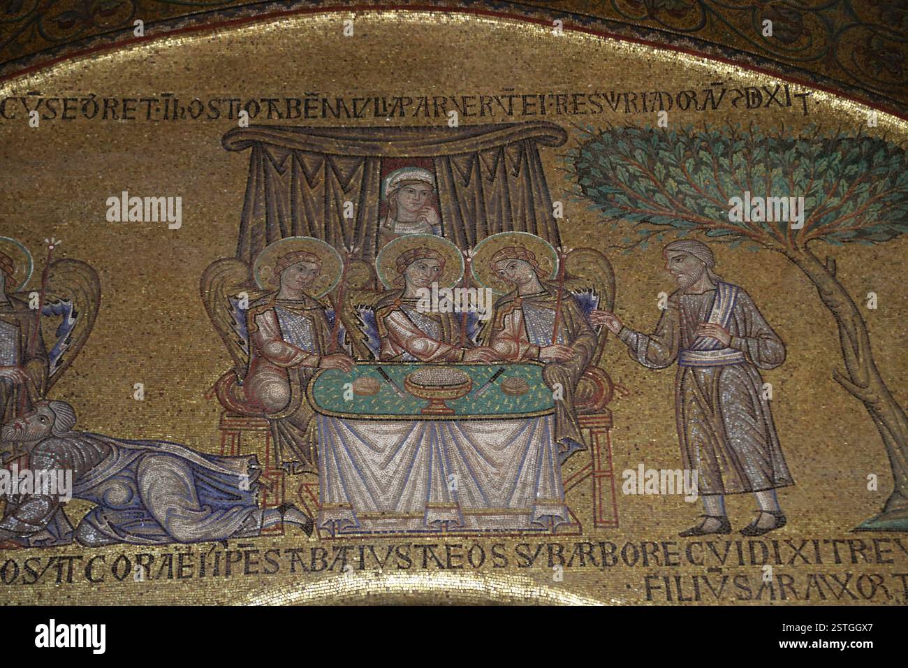 Abraham accueillant les trois Anges. Mosaïque. Atrium. Basilique St Marc. c. 1250. Banque D'Images