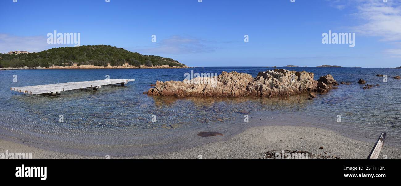 Une image de la mer de Porto Paglia en Sardaigne, Italie, Europe Banque D'Images