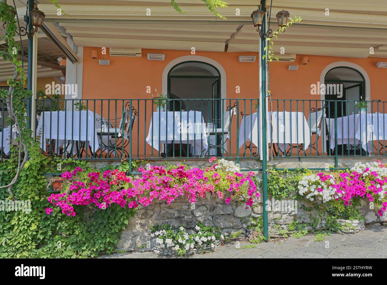 Terrasse de restaurant Banque D'Images