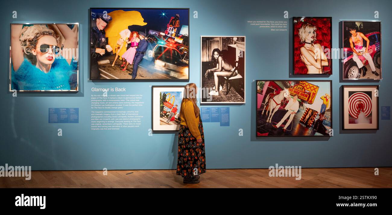 La National Portrait Gallery, Londres, Royaume-Uni. 19 février 2025. (Usage de la presse éditoriale uniquement à des fins de critique ou de critique - PAS DE LIVRES) The face Magazine : culture Shift. Une nouvelle exposition célébrant des images de mode emblématiques et des portraits de The face, un magazine de culture et de style pour les jeunes qui a façonné le paysage créatif et culturel en Grande-Bretagne et au-delà, et rassemblant 200 photographies de plus de 80 photographes des années 80, 90 et 2000 Crédit : Malcolm Park/Alamy Live News Banque D'Images