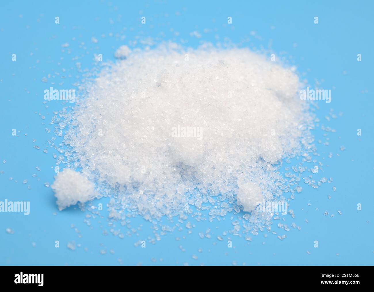 Le sulfate de zinc est un composé inorganique de formule ZnSO4 Banque D'Images