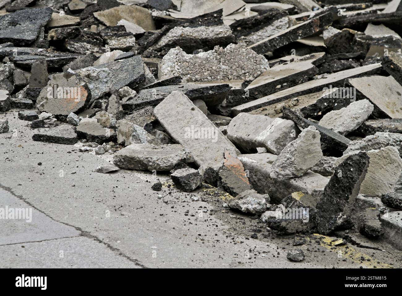 Destruction de l'asphalte Banque D'Images