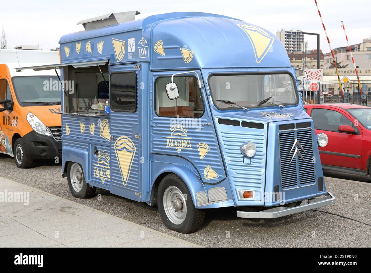 Camion alimentaire Citroën vintage Banque D'Images