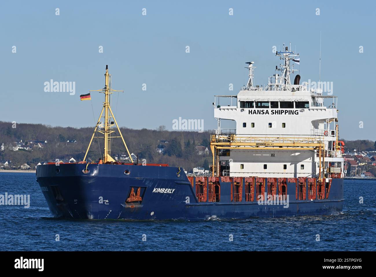 Cargo général KIMBERLY au fjord de Kiel Banque D'Images