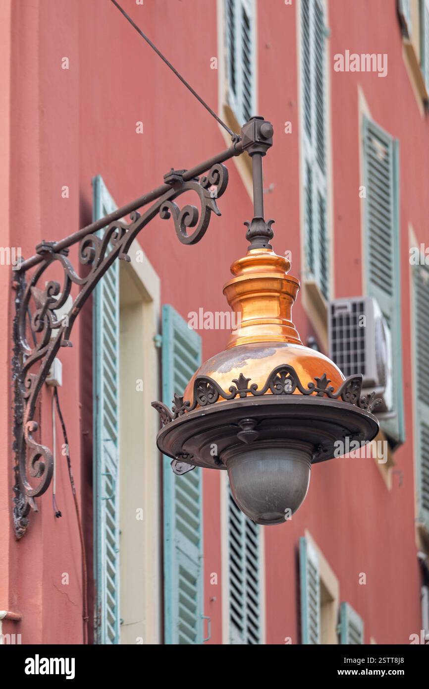 Lanterne Copper Street Banque D'Images