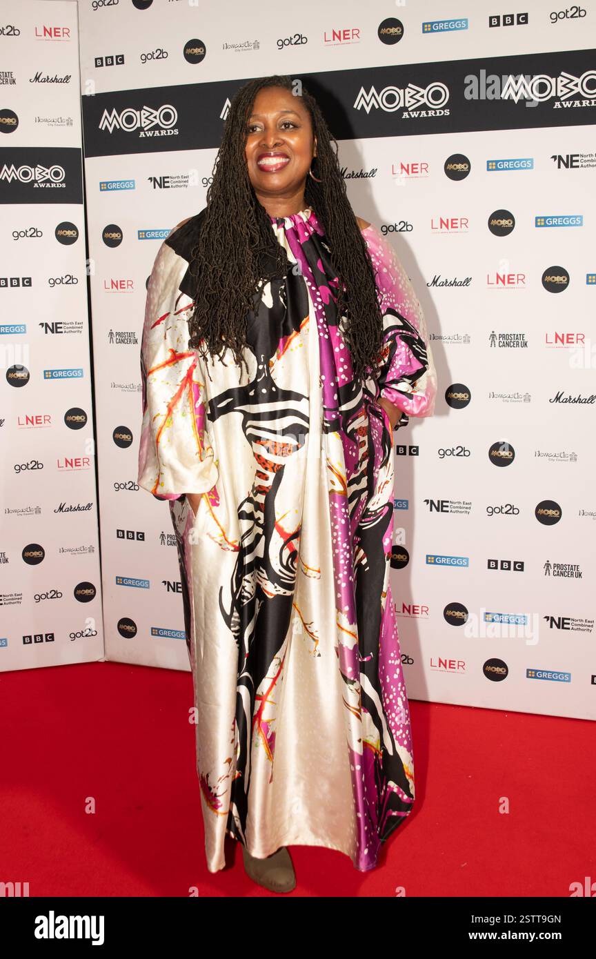 Newcastle, Royaume-Uni. 18 février 2025. Les invités ont frappé le tapis rouge aux Mobo Awards 2025. Cristina Massei/Alamy Live News Banque D'Images