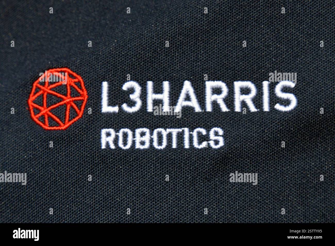 Palm Bay, Comté de Brevard, Floride, États-Unis. 19 février 2025. En tant que seule grande entreprise de technologie de défense basée en Floride, L3Harris célèbre la semaine nationale des ingénieurs en présentant ses robots télécommandés qui ont été développés pour les militaires et les premiers intervenants à utiliser dans une grande variété de missions critiques. Les utilisations vont de l'élimination des munitions explosives au nettoyage des matières dangereuses, à la surveillance et à la reconnaissance et aux opérations de l'équipe SWAT. Crédit photo : Julian Leek/Alamy Live News Banque D'Images