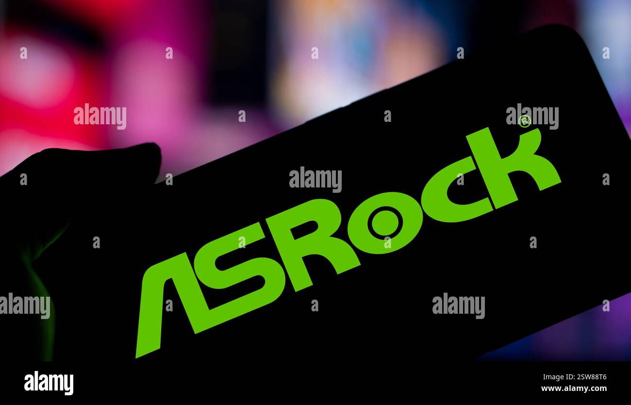 Dhaka, Bangladesh- 23 Oct 2024 : le logo ASRock est affiché sur le smartphone. Banque D'Images