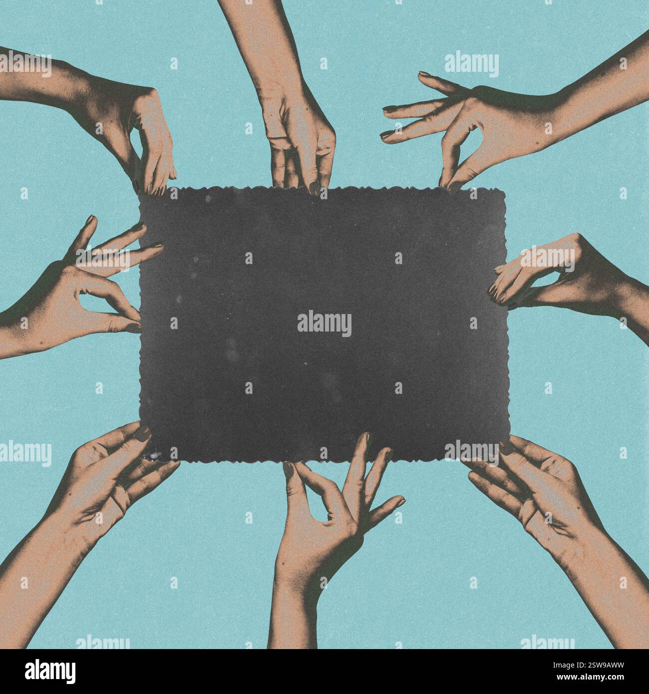 Illustration de collage abstrait de plusieurs mains de femme tenant une carte noire à bords arrachés sur un fond bleu. Grunge, bruit, effet grain appliqué. Rétro Banque D'Images