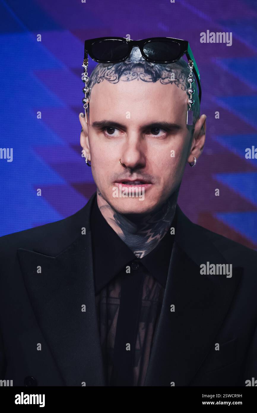 Milan, Italie. 20 février 2025. Milan, la remise du prix Earone Airplay Top of the Year 2024 aux Kolors lors de la Journée mondiale de la radio 2025 au talent Garden Calabiana. Sur la photo : Alex Fiordispino (batteur) crédit : Independent photo Agency/Alamy Live News Banque D'Images