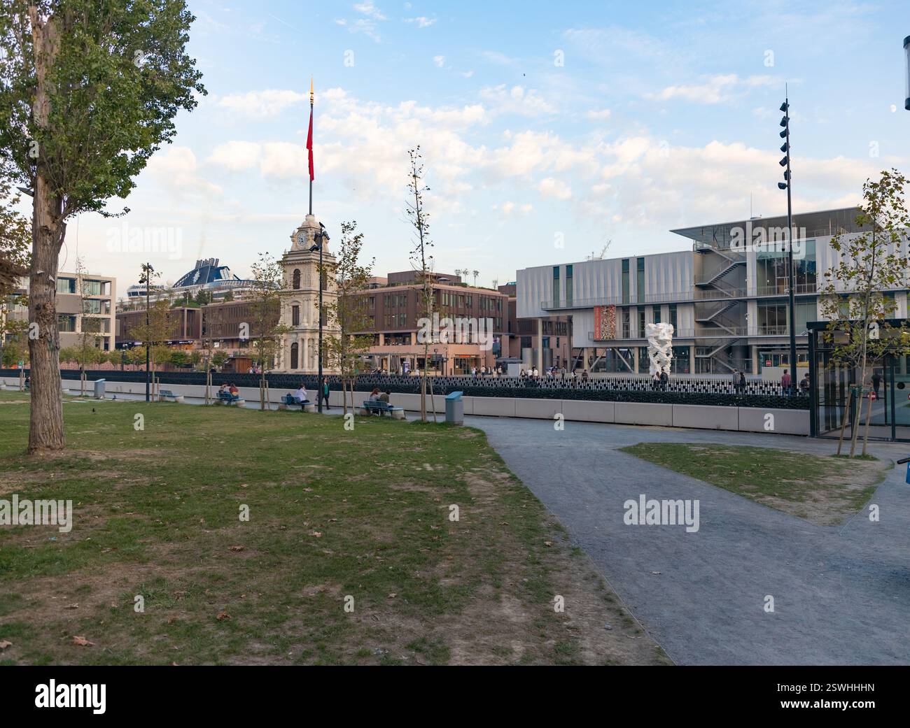 23 octobre 2023, Istanbul Turquie, Galataport est un nouveau méga projet qui combine un terminal de croisière de classe mondiale, une promenade, un hôtel portuaire, un restaurant Banque D'Images