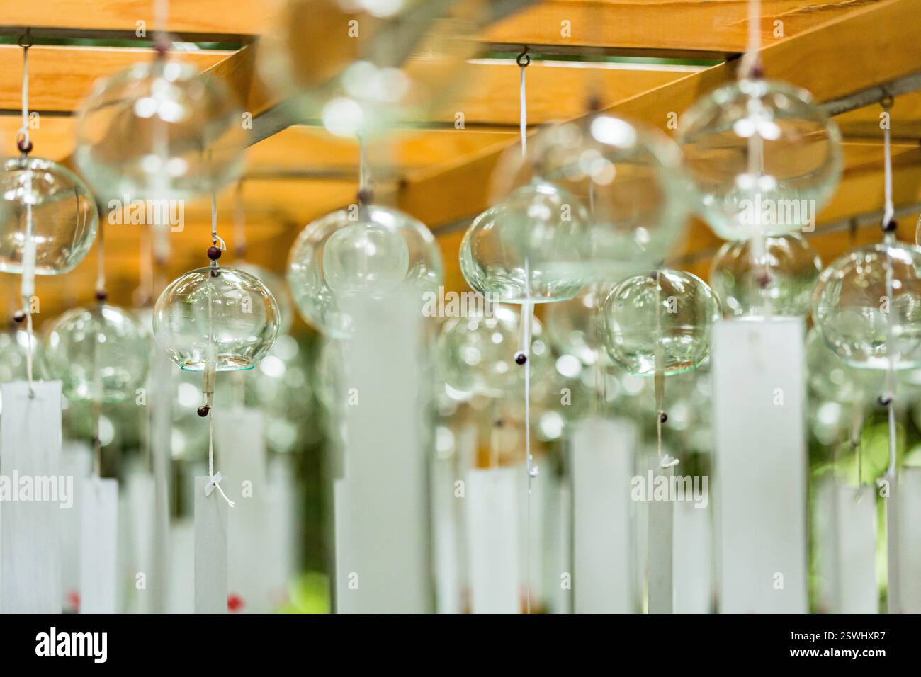 Carillons de vent au sanctuaire Kawagoe Hikawa, ville de Kawagoe, préfecture de Saitama, Japon Banque D'Images